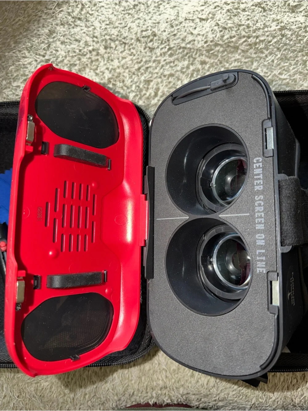 Tzumi Dream Vision SmartTheater VR headset - gently used